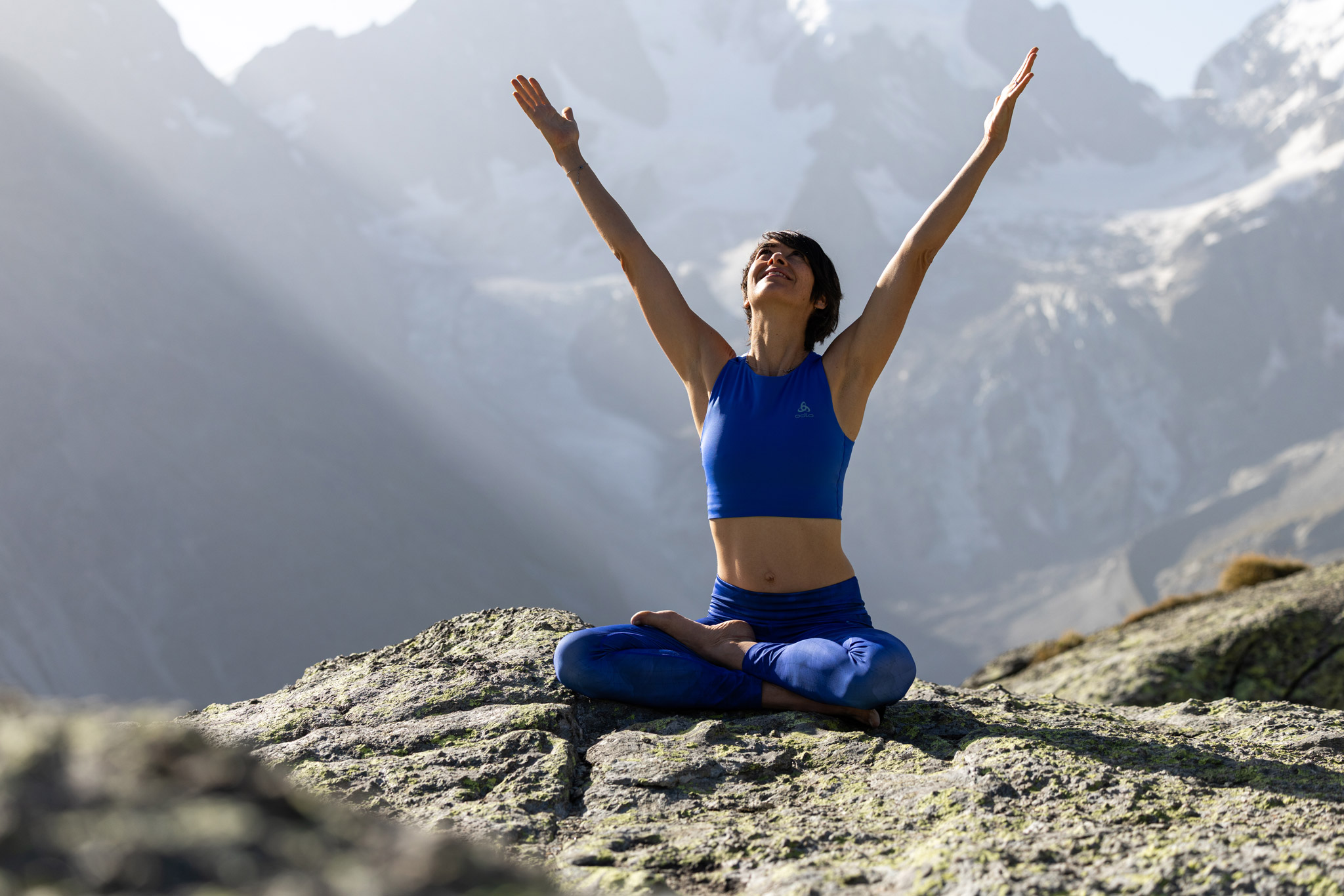 2025_Ursina_Yoga_FuorclaSurlej_byFabianGattlen_webres_R5M21608